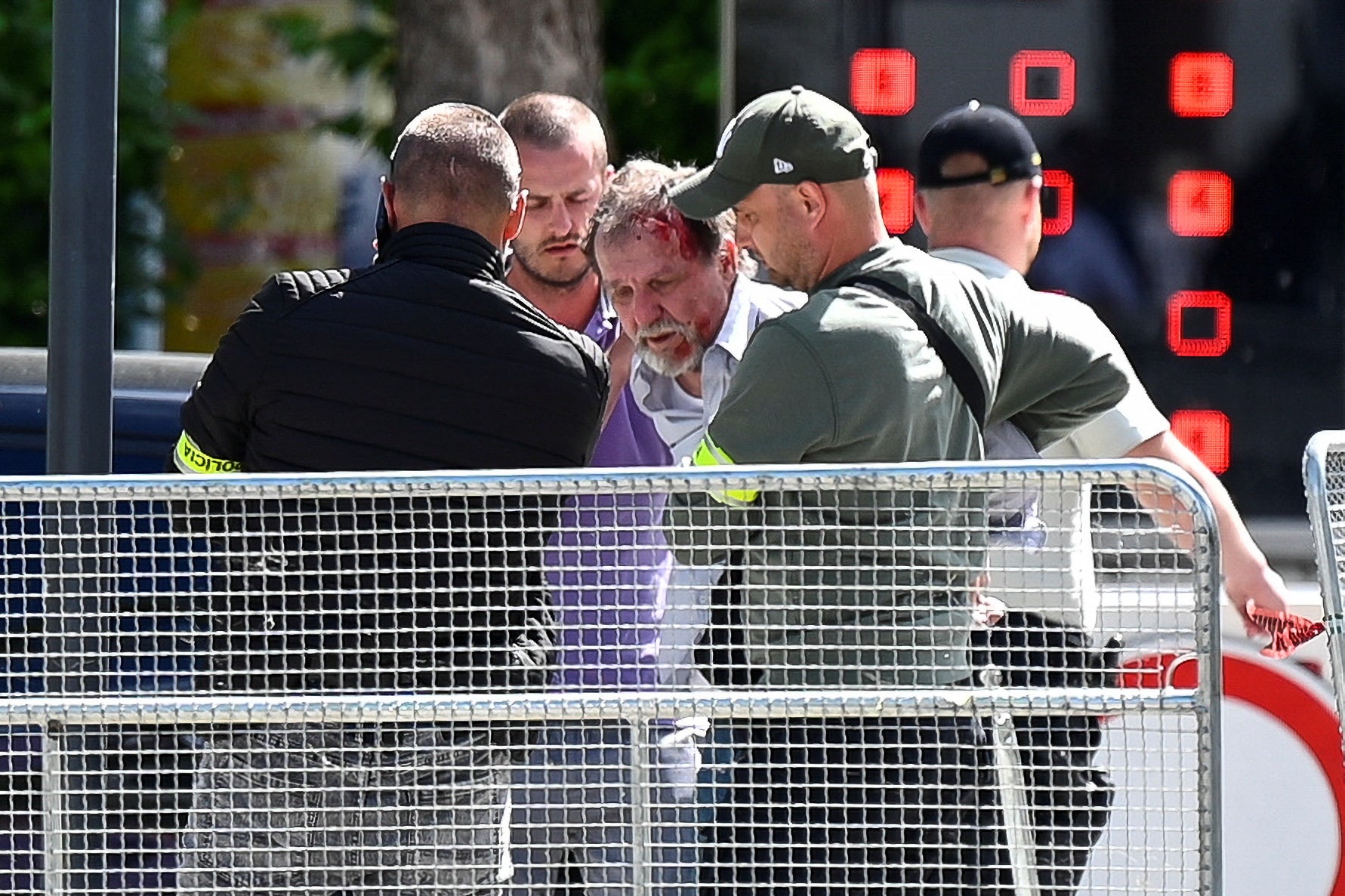 Prisión preventiva para Cintula, el agresor del primer ministro eslovaco Prisión preventiva para Cintula, el agresor del primer ministro eslovaco