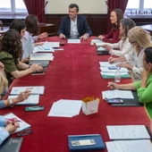 La comisión de seguimiento de violencia de género de Cádiz en una reunión La comisión de seguimiento de violencia de género de Cádiz en una reunión