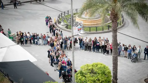 El alcalde participa junto con la Plataforma del Tercer Sector en un acto simbólico para motivar a las y los emeritenses a que marquen la ‘X Solidaria’ en su declaración de la renta El alcalde participa junto con la Plataforma del Tercer Sector en un acto simbólico para motivar a las y los emeritenses a que marquen la ‘X Solidaria’ en su declaración de la renta