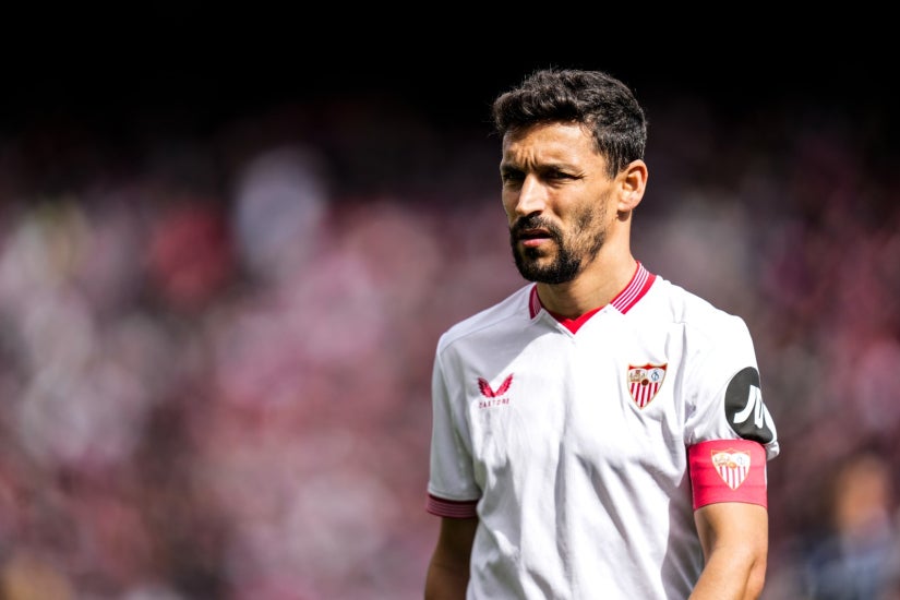 Navas, enfadado con el Sevilla: "Ni una llamada" Navas, enfadado con el Sevilla: "Ni una llamada"
