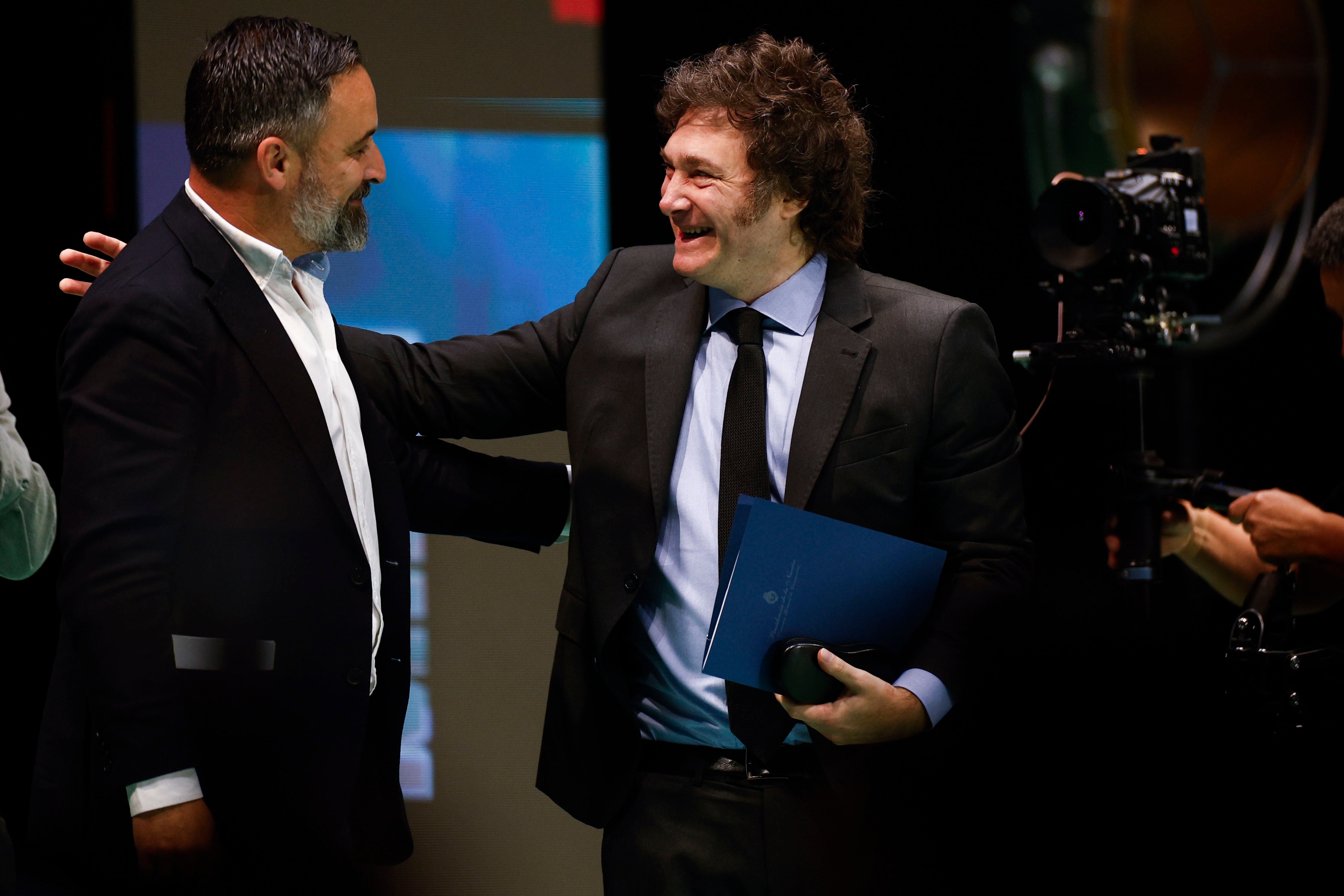 El Gobierno reacciona a los insultos de Milei: "No toleraremos estas injurias" El Gobierno reacciona a los insultos de Milei: "No toleraremos estas injurias"