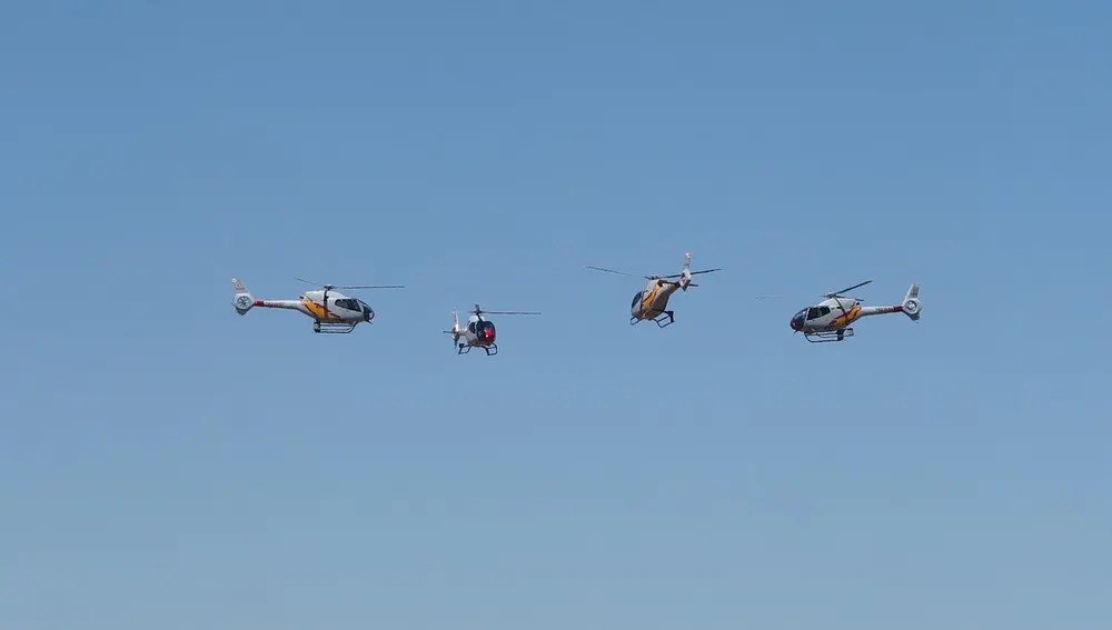 Patrulla Aspa, único escuadrón militar de helicópteros del mundo Patrulla Aspa, único escuadrón militar de helicópteros del mundo