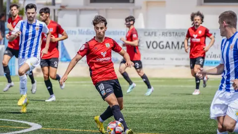 Partido de ida de la SD Formentera ante el Izarra en la fase de permanencia en Segunda RFEF Partido de ida de la SD Formentera ante el Izarra en la fase de permanencia en Segunda RFEF