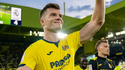 Sorloth celebra sus goles ante el Madrid Sorloth celebra sus goles ante el Madrid