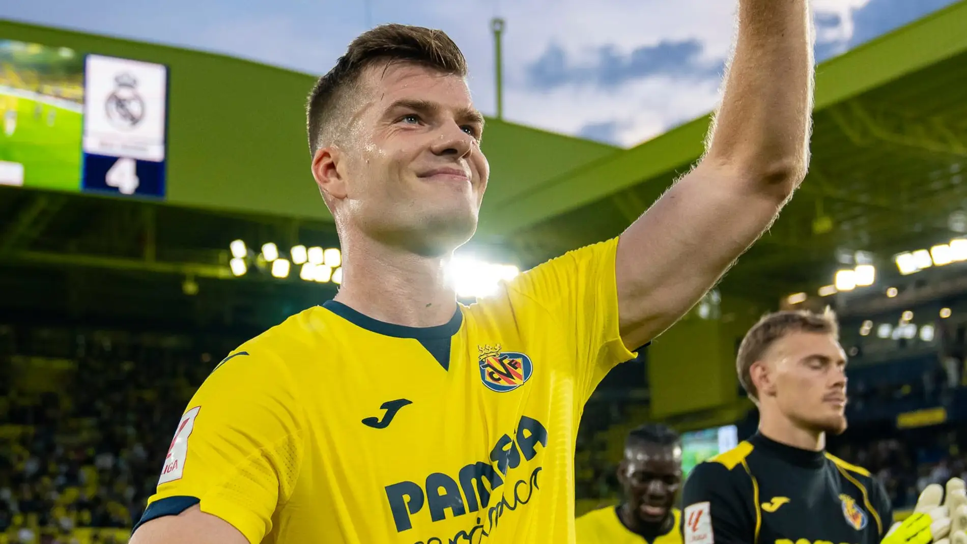 Sorloth celebra sus goles ante el Madrid Sorloth celebra sus goles ante el Madrid