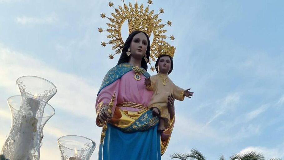MAR&Iacute;A AUXILIADORA