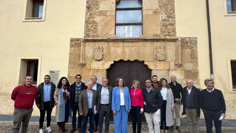 El Grupo Popular en la Diputación de Palencia mantiene una reunión de trabajo en Bárcena de Campos .