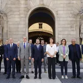 L'alcalde de Barcelona, Jaume Collboni, i el president de la Generalitat en funcions, Pere Aragonès, han presidit el minut de silenci L'alcalde de Barcelona, Jaume Collboni, i el president de la Generalitat en funcions, Pere Aragonès, han presidit el minut de silenci