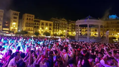 La Plaza del Castillo ofrece 12 conciertos en San Fermín, con Izaro, Zetak o El Drogas como protagonistas La Plaza del Castillo ofrece 12 conciertos en San Fermín, con Izaro, Zetak o El Drogas como protagonistas
