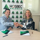 Firma del convenio con la plataforma de compra-venta Firma del convenio con la plataforma de compra-venta