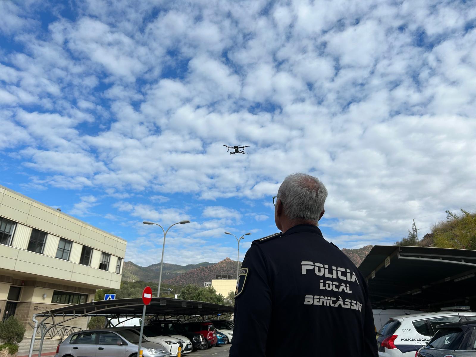Benicàssim intensifica con drones la vigilancia de agua estancada en la lucha contra el mosquito tigre Benicàssim intensifica con drones la vigilancia de agua estancada en la lucha contra el mosquito tigre
