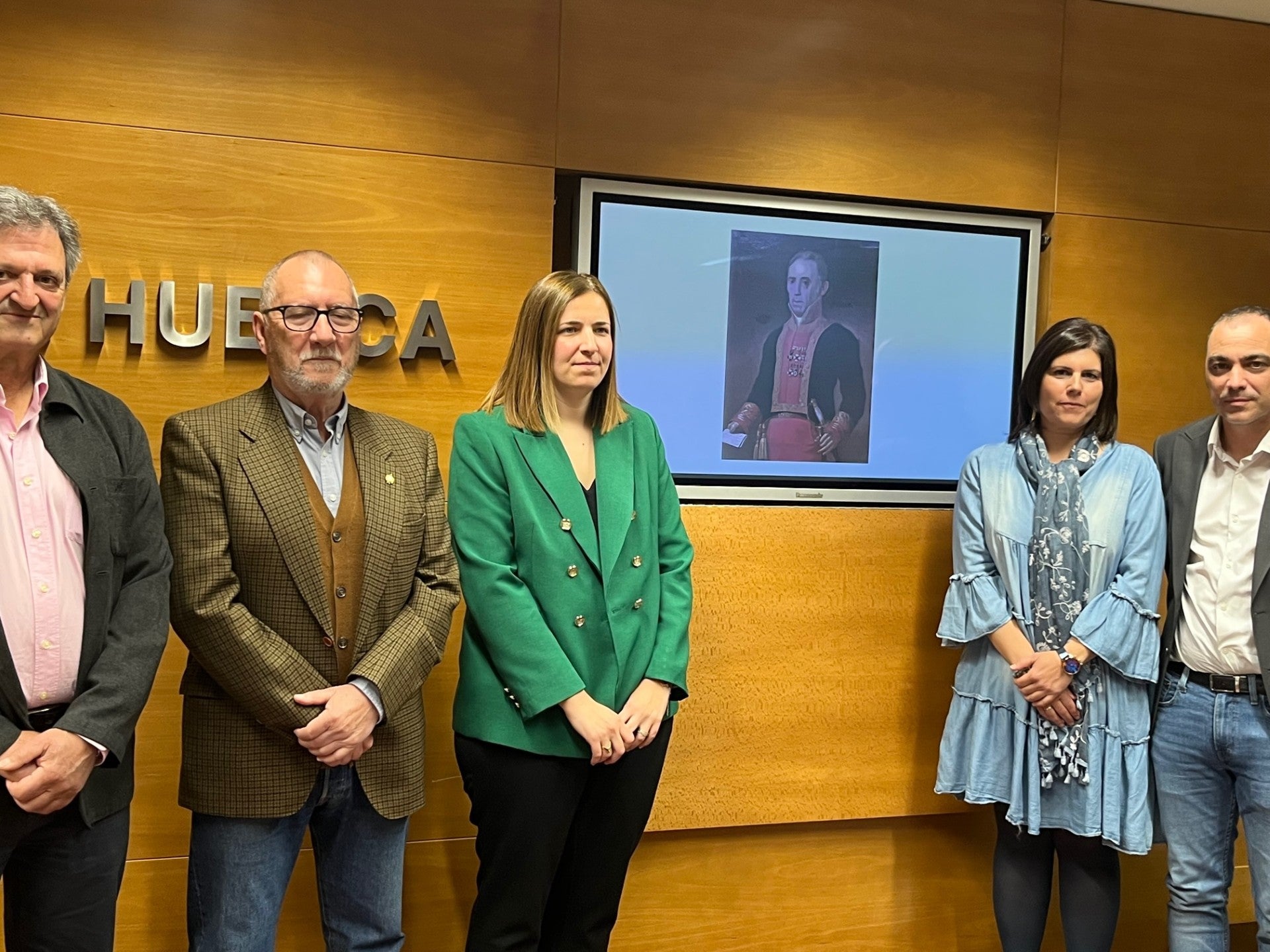 Lupiñén Ortilla recuerda al teniente general Felipe Perena Lupiñén Ortilla recuerda al teniente general Felipe Perena