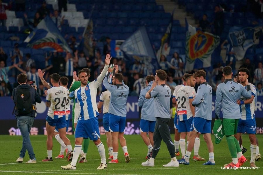 El Espanyol asegura el playoff de ascenso y el Albacete ata la salvación El Espanyol asegura el playoff de ascenso y el Albacete ata la salvación