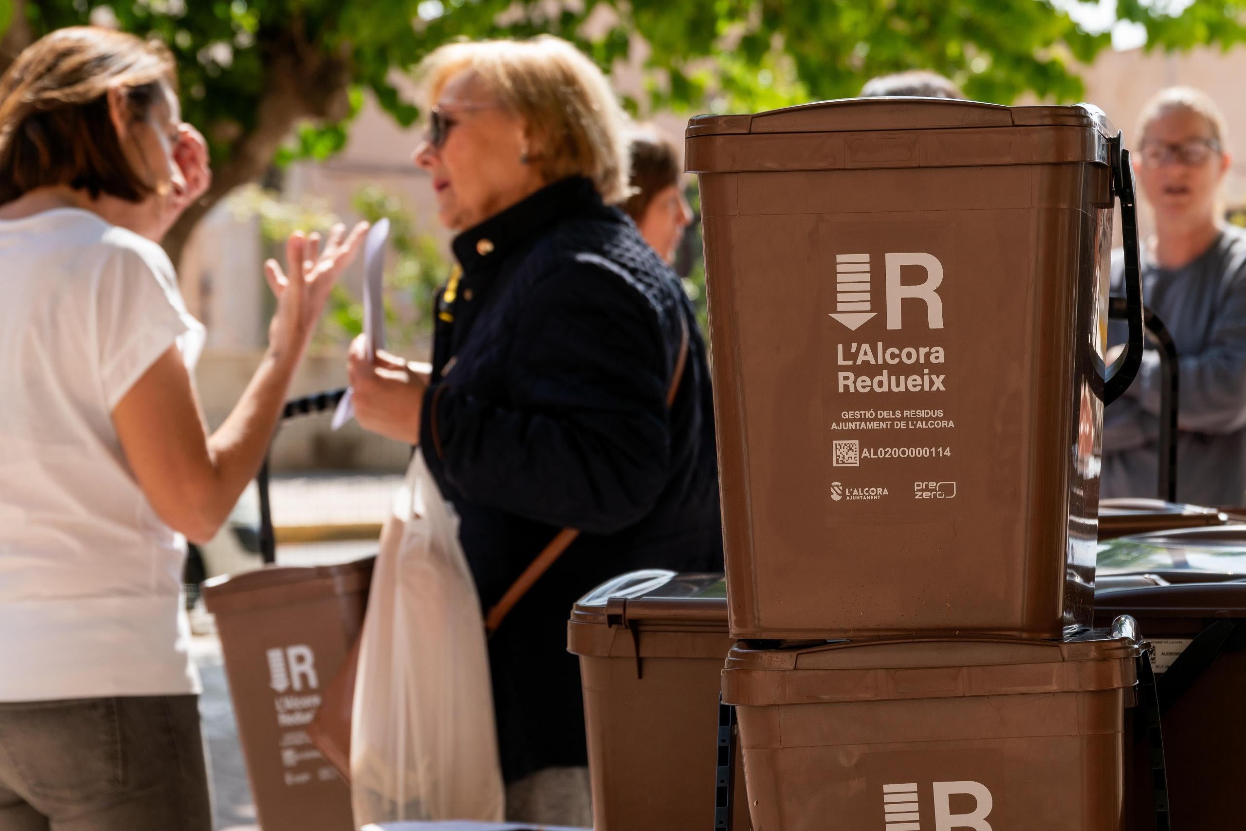 El barrio del campo de fútbol de l’Alcora multiplica por 4 el reciclaje de orgánica con el puerta a puerta El barrio del campo de fútbol de l’Alcora multiplica por 4 el reciclaje de orgánica con el puerta a puerta