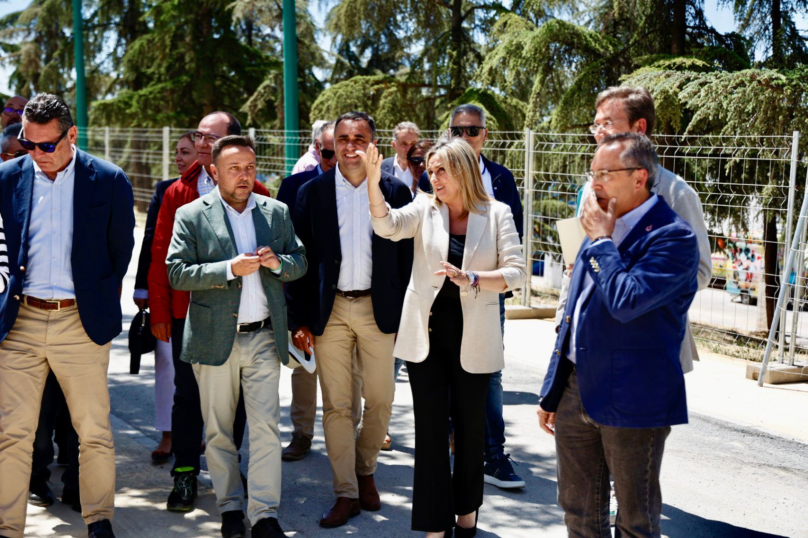 Granada se prepara para el Corpus: el Ferial se moderniza con luces led y mejora de vías Granada se prepara para el Corpus: el Ferial se moderniza con luces led y mejora de vías