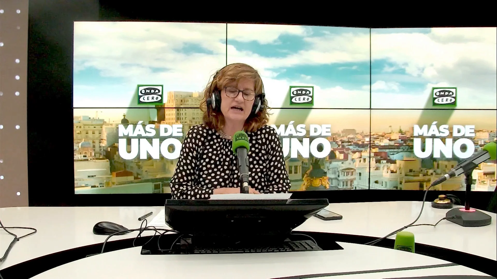 Elena Gijón: "Pedro Sánchez ha encontrado el refugio perfecto en la política internacional" Elena Gijón: "Pedro Sánchez ha encontrado el refugio perfecto en la política internacional"