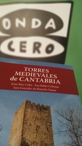 Torres Medievales de Cantabria - libro