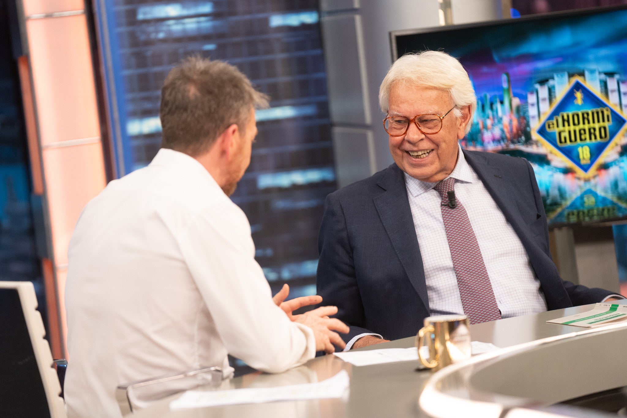 Felipe González afirma que no se creyó la carta de Pedro Sánchez y carga contra la "herencia" de Zapatero Felipe González afirma que no se creyó la carta de Pedro Sánchez y carga contra la "herencia" de Zapatero