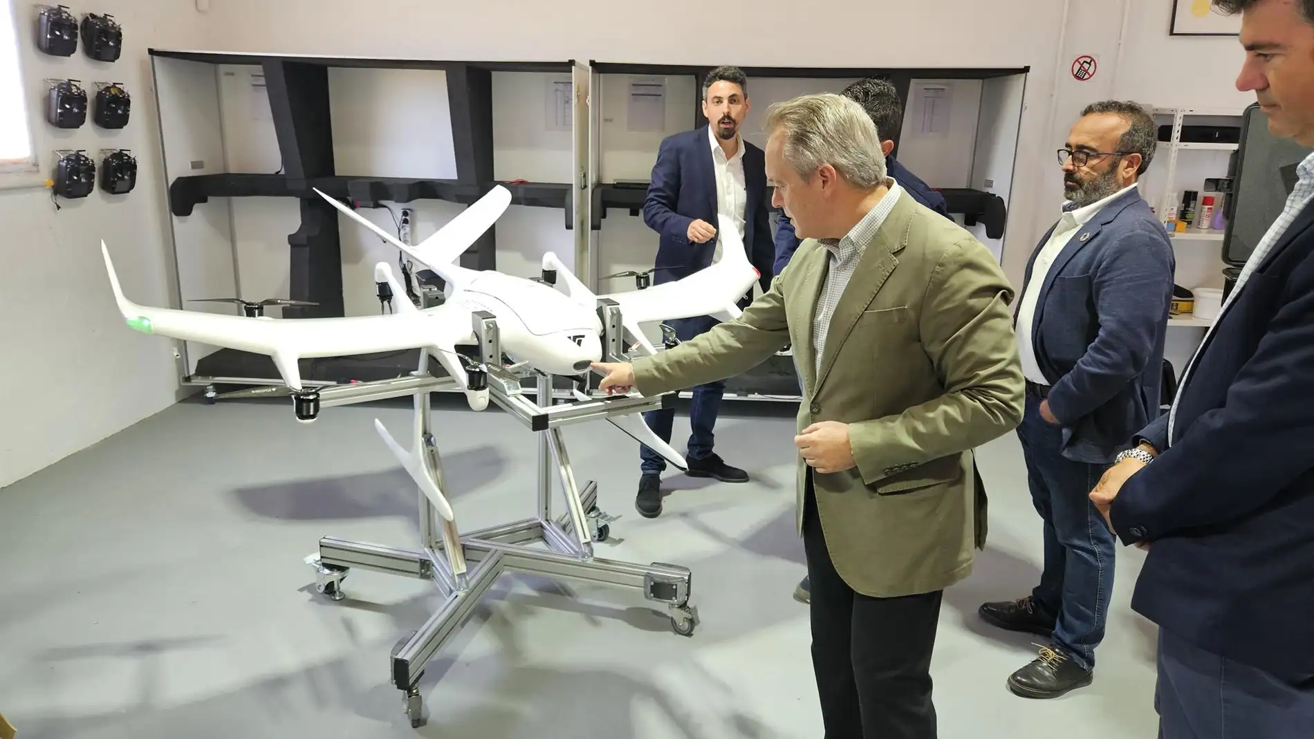 Una empresa alemana de drones se instala en Aldeacentenera para testar prototipos de transporte de mercancías