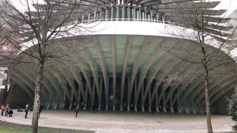 Edificio Calatrava. Edificio Calatrava