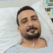 Adrián Fernández en el hospital de Cancún
