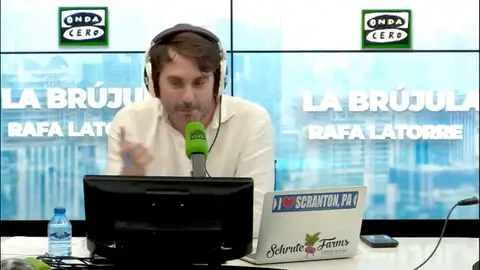 El monólogo de las ocho: "El PSOE ha decidido retirar su ley del suelo para evitar el espectáculo de una nueva derrota parlamentaria" El monólogo de las ocho: "El PSOE ha decidido retirar su ley del suelo para evitar el espectáculo de una nueva derrota parlamentaria"