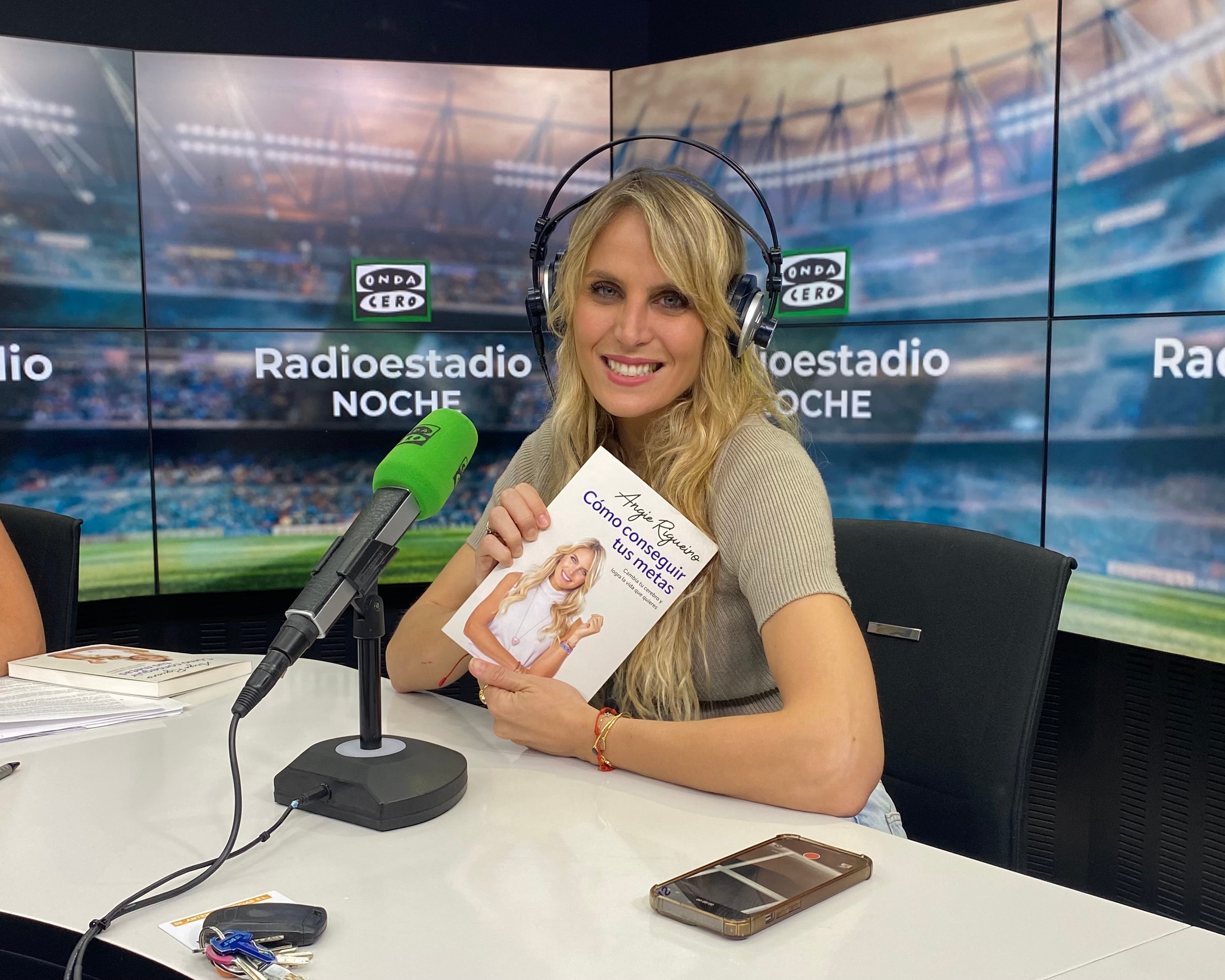 Angie Rigueiro: "Es importante parar y preguntarnos si vivimos la vida que queremos" Angie Rigueiro: "Es importante parar y preguntarnos si vivimos la vida que queremos"