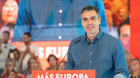 El presidente del Gobierno, Pedro Sánchez, en un acto Sánchez llama a votar por el "único partido" que "frena a la derecha y la ultraderecha"