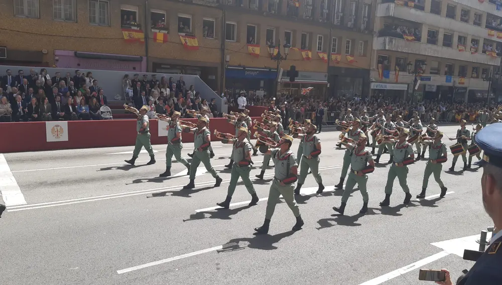 Difas Oviedo y la Legión de Melillla
