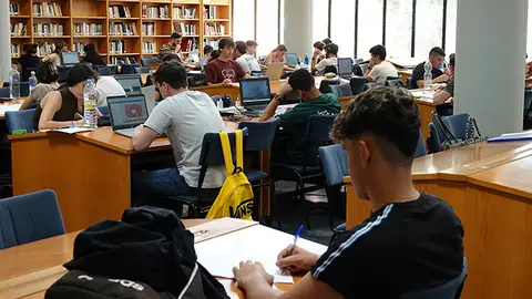 La UMA obliga a reservar en 4 bibliotecas La UMA obliga a reservar en 4 bibliotecas