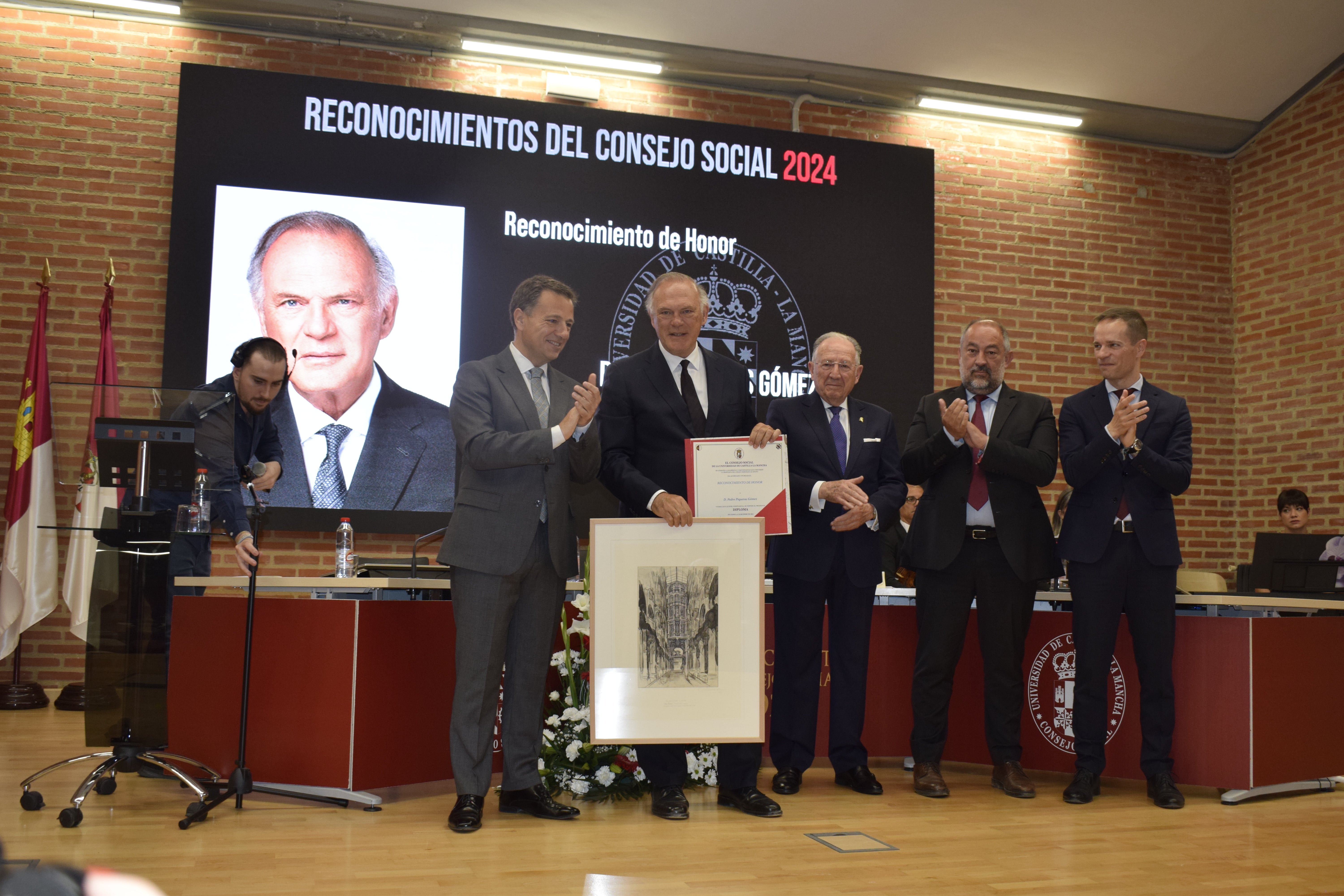 El Consejo Social de la UCLM entrega sus ‘Reconocimientos’ El Consejo Social de la UCLM entrega sus ‘Reconocimientos’