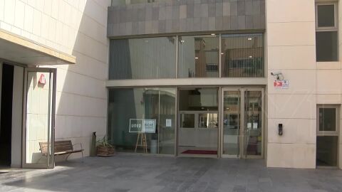 El Aula Abierta de la UNED se afianza en Torrevieja con el anuncio de nuevos cursos y actividades