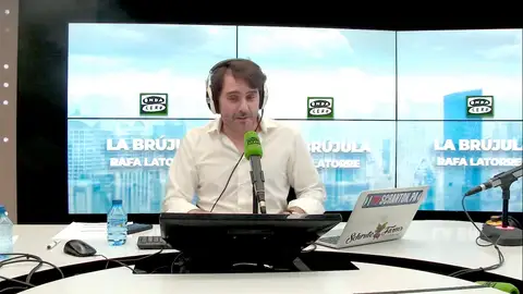 El monólogo de las ocho: "El Gobierno, cuando no está huyendo de la oposición, está huyendo de la coalición" El monólogo de las ocho: "El Gobierno, cuando no está huyendo de la oposición, está huyendo de la coalición"
