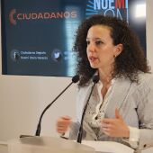 Ciudadanos pide solución para los problemas que ocasionan los numerosos autobuses que llegan a Vía Roma 