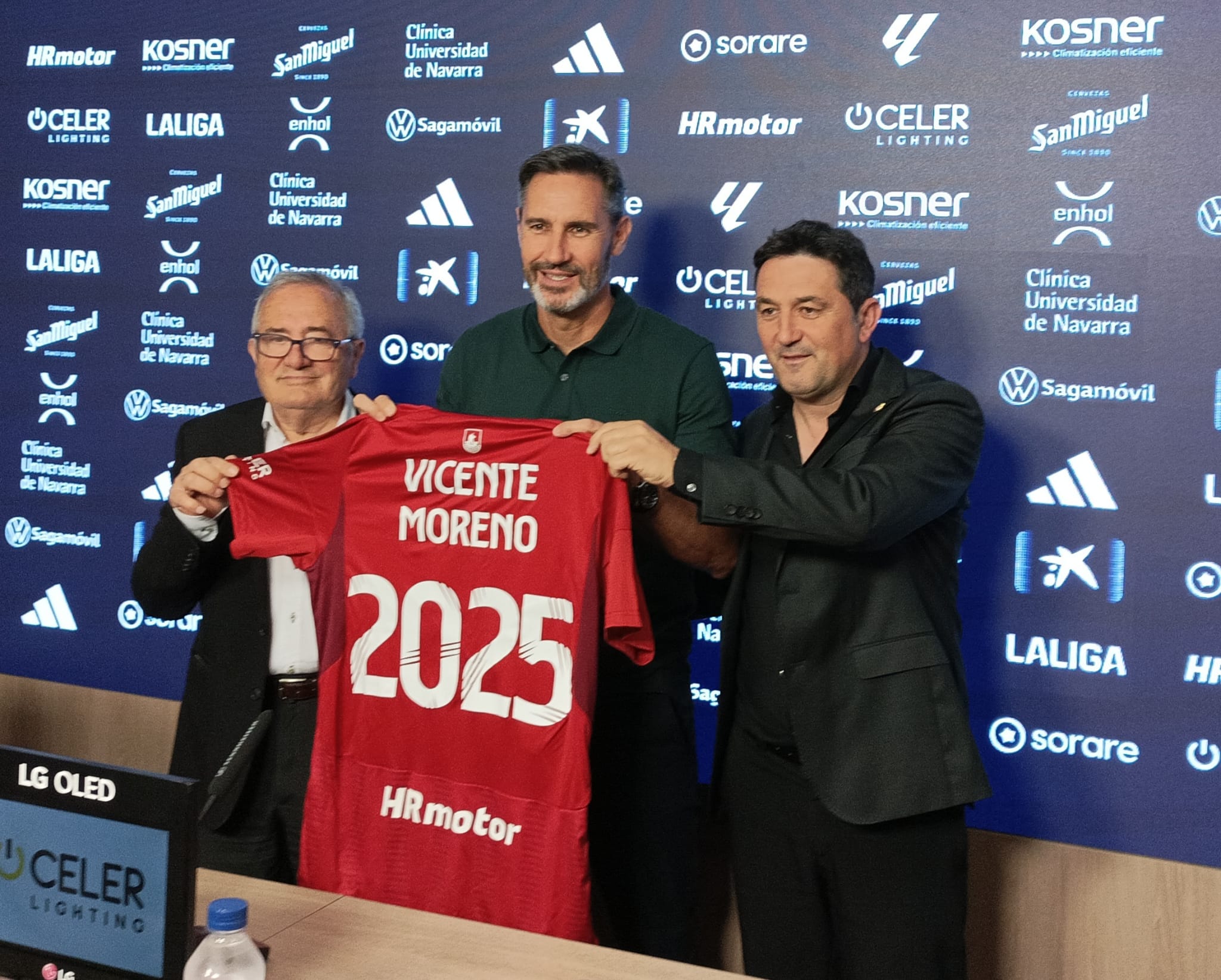 Vicente Moreno: "Sé dónde vengo, cuento con la cantera" Vicente Moreno: "Sé dónde vengo, cuento con la cantera"