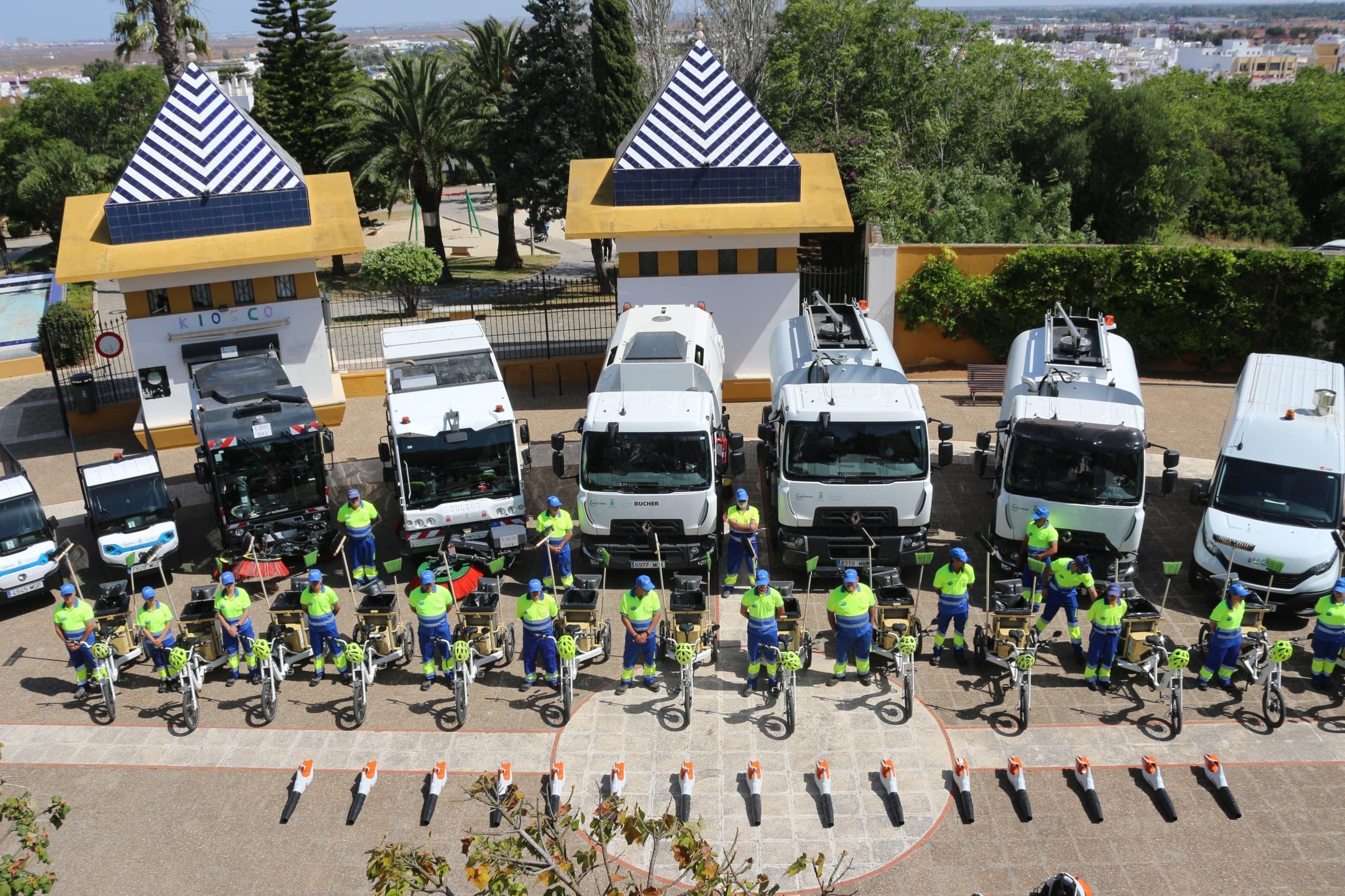 Presentada la nueva maquinaria del servicio de limpieza de Chiclana Presentada la nueva maquinaria del servicio de limpieza de Chiclana