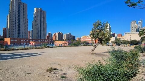 El PSOE de Benidorm denuncia que el proyecto del ambulatorio de Els Tolls está "olvidado" en un cajón El PSOE de Benidorm denuncia que el proyecto del ambulatorio de Els Tolls está "olvidado" en un cajón