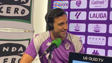 César Tárrega concede una entrevista en Zorrilla César Tárrega concede una entrevista en Zorrilla