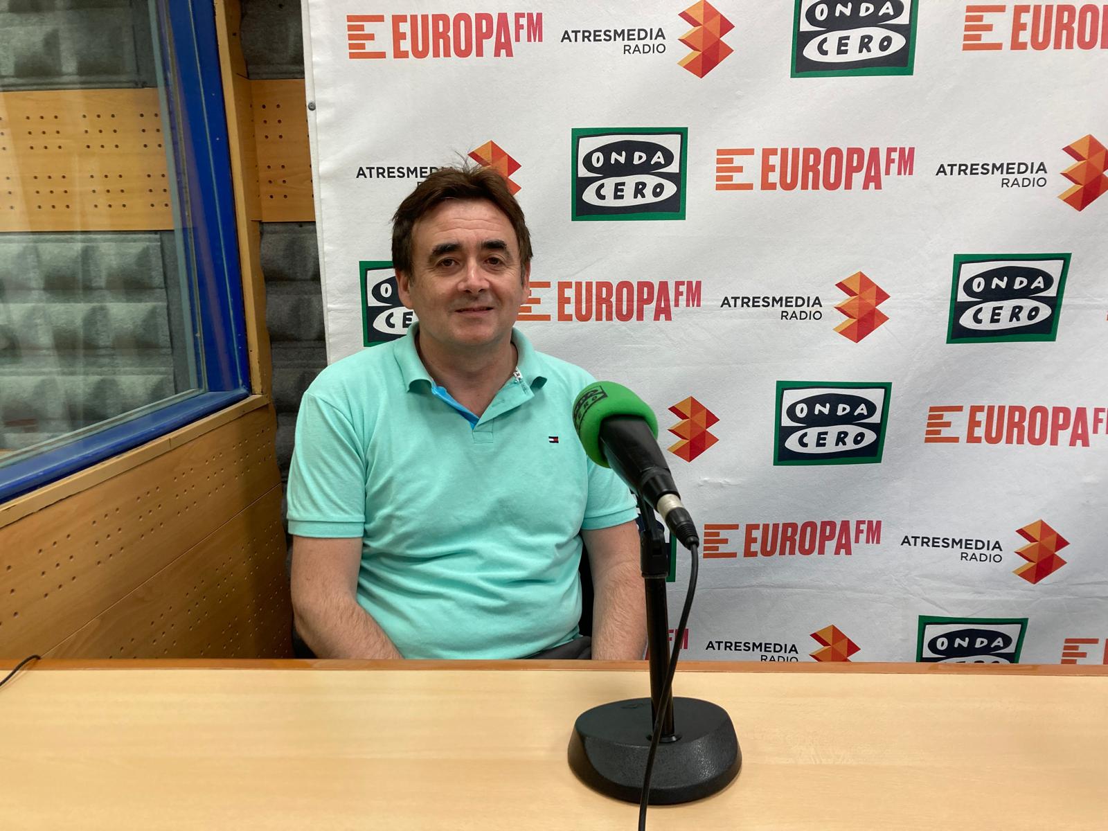 "Las nuevas tecnologías nos han permitido hacer intervenciones quirúrgicas menos invasivas", doctor Pacheco, premio Onda Cero Valladolid categoría Salud 2024 "Las nuevas tecnologías nos han permitido hacer intervenciones quirúrgicas menos invasivas", doctor Pacheco, premio Onda Cero Valladolid categoría Salud 2024