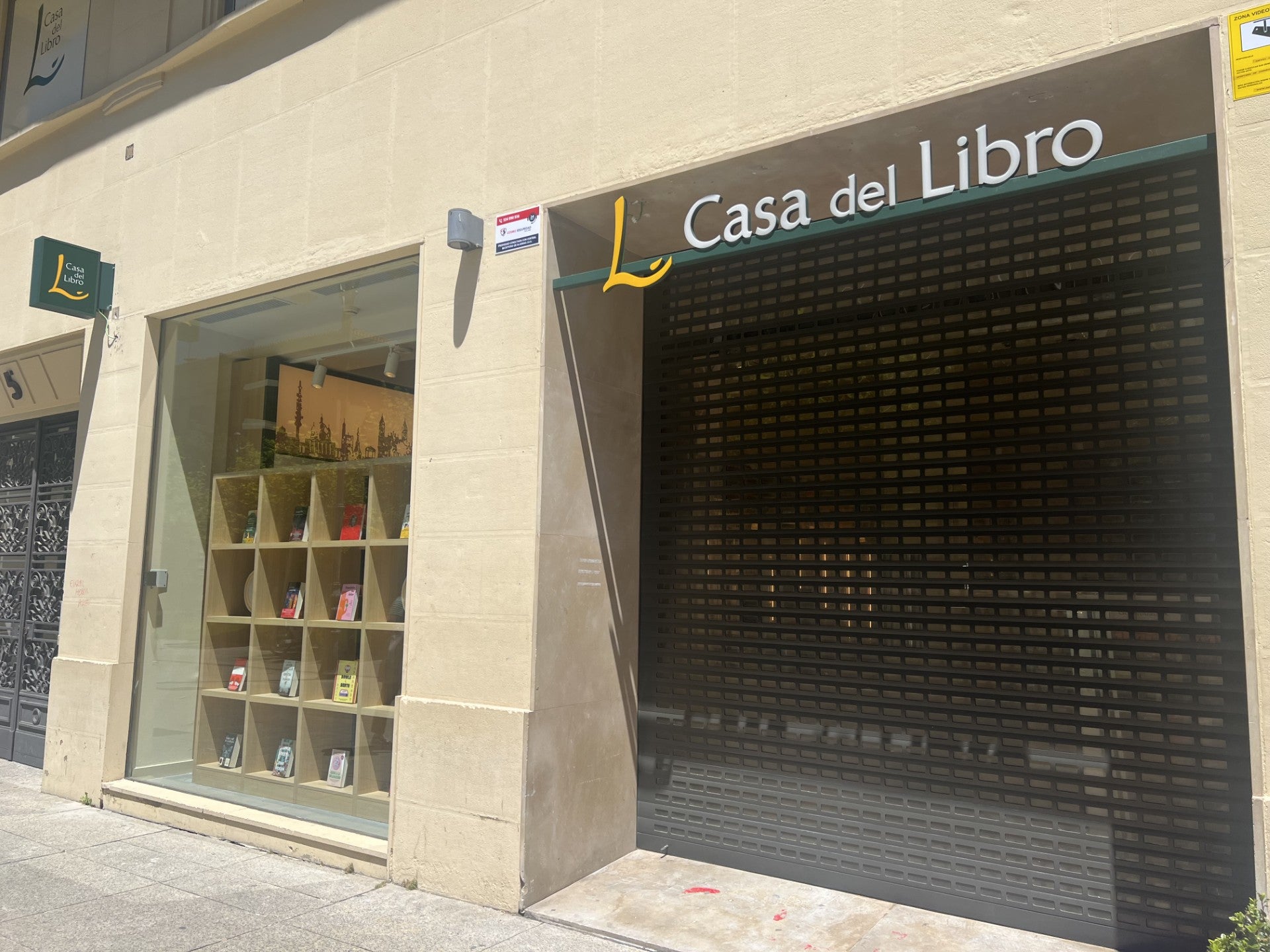 Javier Arrevola: "El ADN librero es fundamental. El secreto de Casa del Libro es amar los libros y hacer las cosas bien" Javier Arrevola: "El ADN librero es fundamental. El secreto de Casa del Libro es amar los libros y hacer las cosas bien"