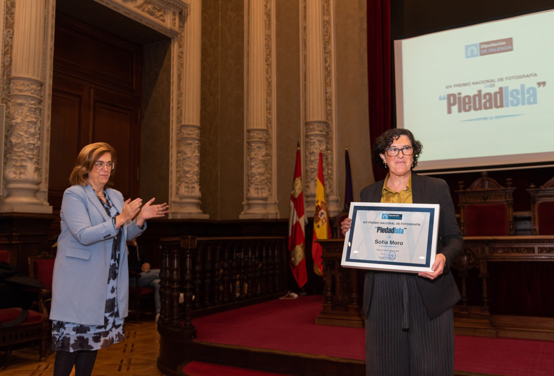 La Diputación de Palencia convoca el XV Premio Nacional de Fotografía Piedad Isla, dotado con 6.000 euros La Diputación de Palencia convoca el XV Premio Nacional de Fotografía Piedad Isla, dotado con 6.000 euros