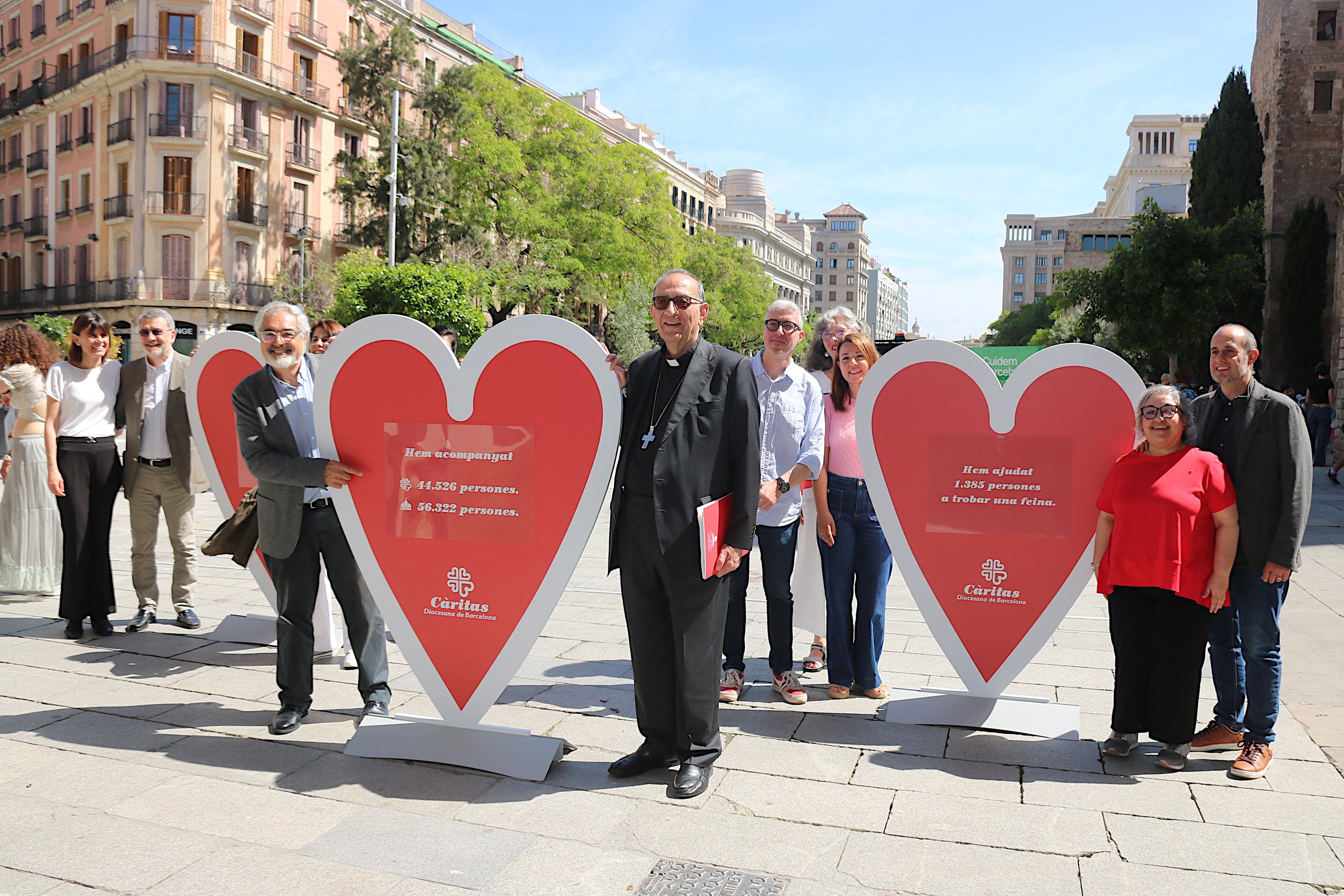 Càritas Barcelona alerta que ha "tocat sostre" i ja no pot arribar a més gent Càritas Barcelona alerta que ha "tocat sostre" i ja no pot arribar a més gent