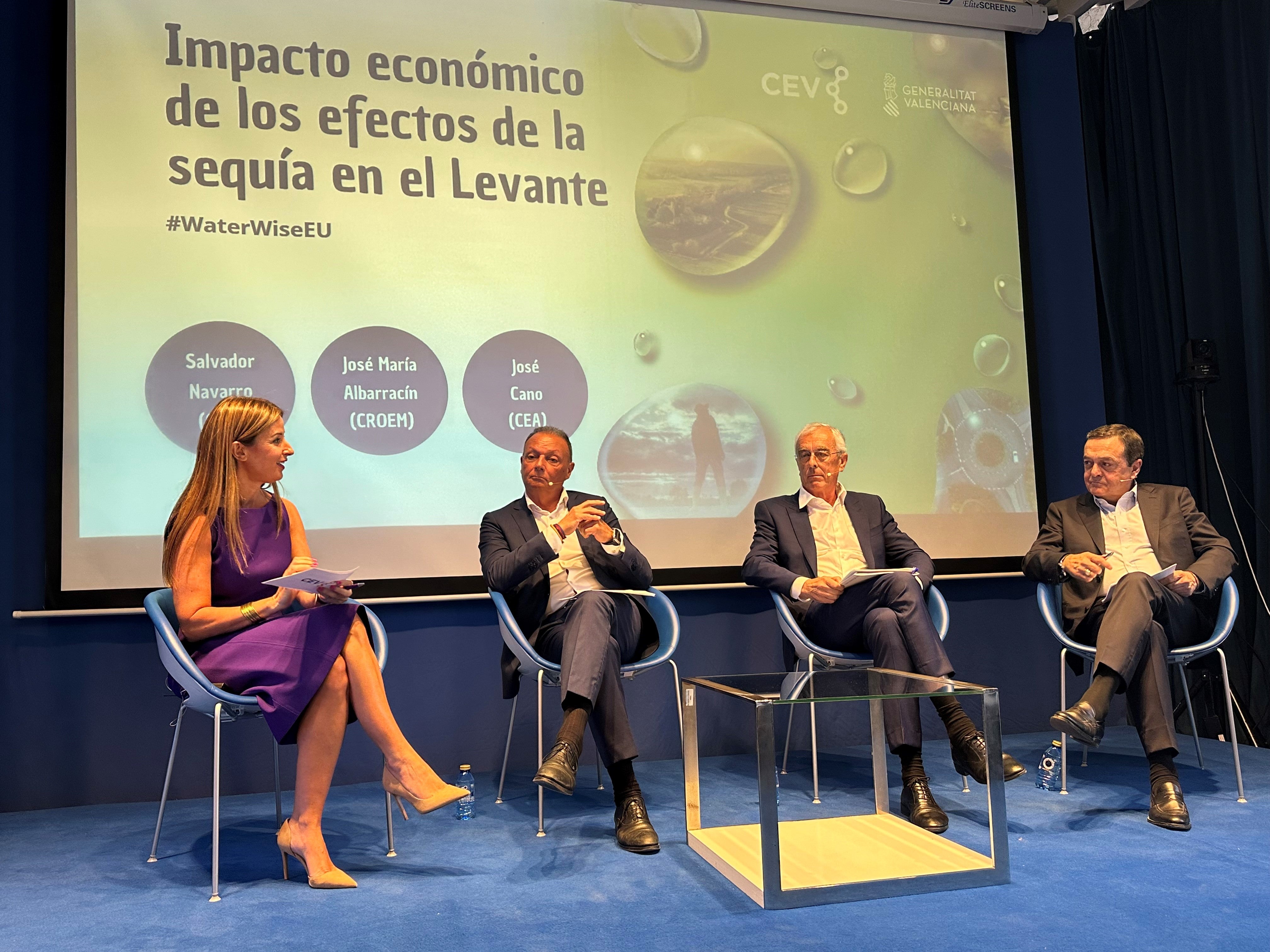 El empresariado de la Comunitat Valenciana, Murcia y Andalucía reivindican un pacto nacional del agua El empresariado de la Comunitat Valenciana, Murcia y Andalucía reivindican un pacto nacional del agua