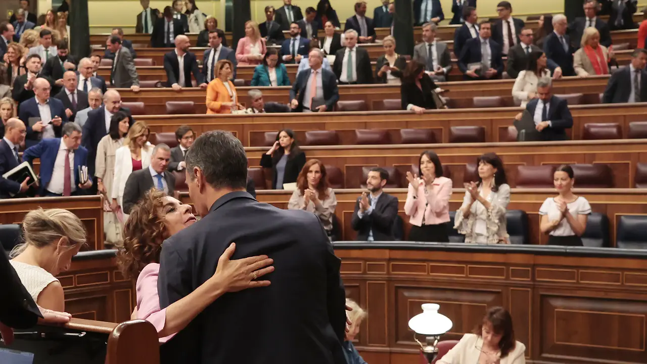 Aprovació de la llei de l'amnistia al Congrés Aprovació de la llei de l'amnistia al Congrés