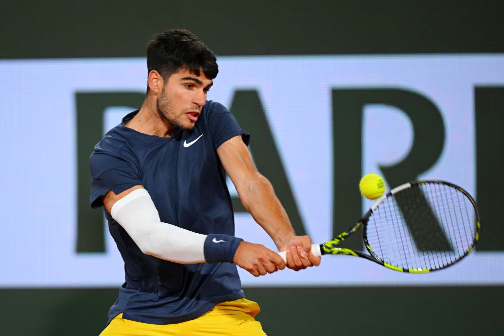Alcaraz pone la directa y se mete en octavos de Roland Garros Alcaraz pone la directa y se mete en octavos de Roland Garros