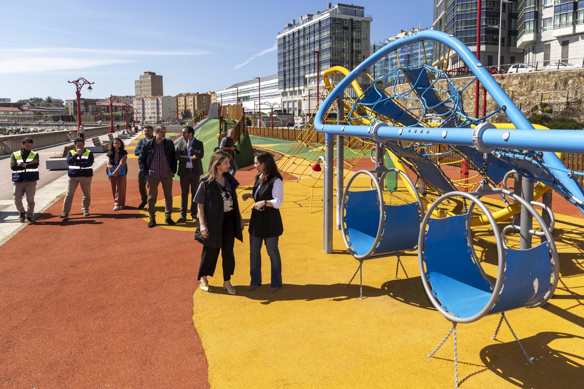 Abren el parque infantil y la zona de calistenia de Os Pelamios Abren el parque infantil y la zona de calistenia de Os Pelamios