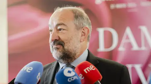 El Rector de la UCLM transmite su compromiso de mejora El Rector de la UCLM transmite su compromiso de mejora