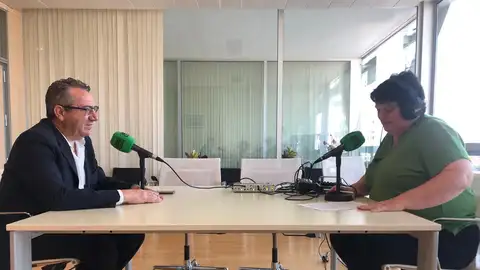 Entrevista a Toni Pérez, en la Alcaldía de Benidorm Entrevista a Toni Pérez, en la Alcaldía de Benidorm