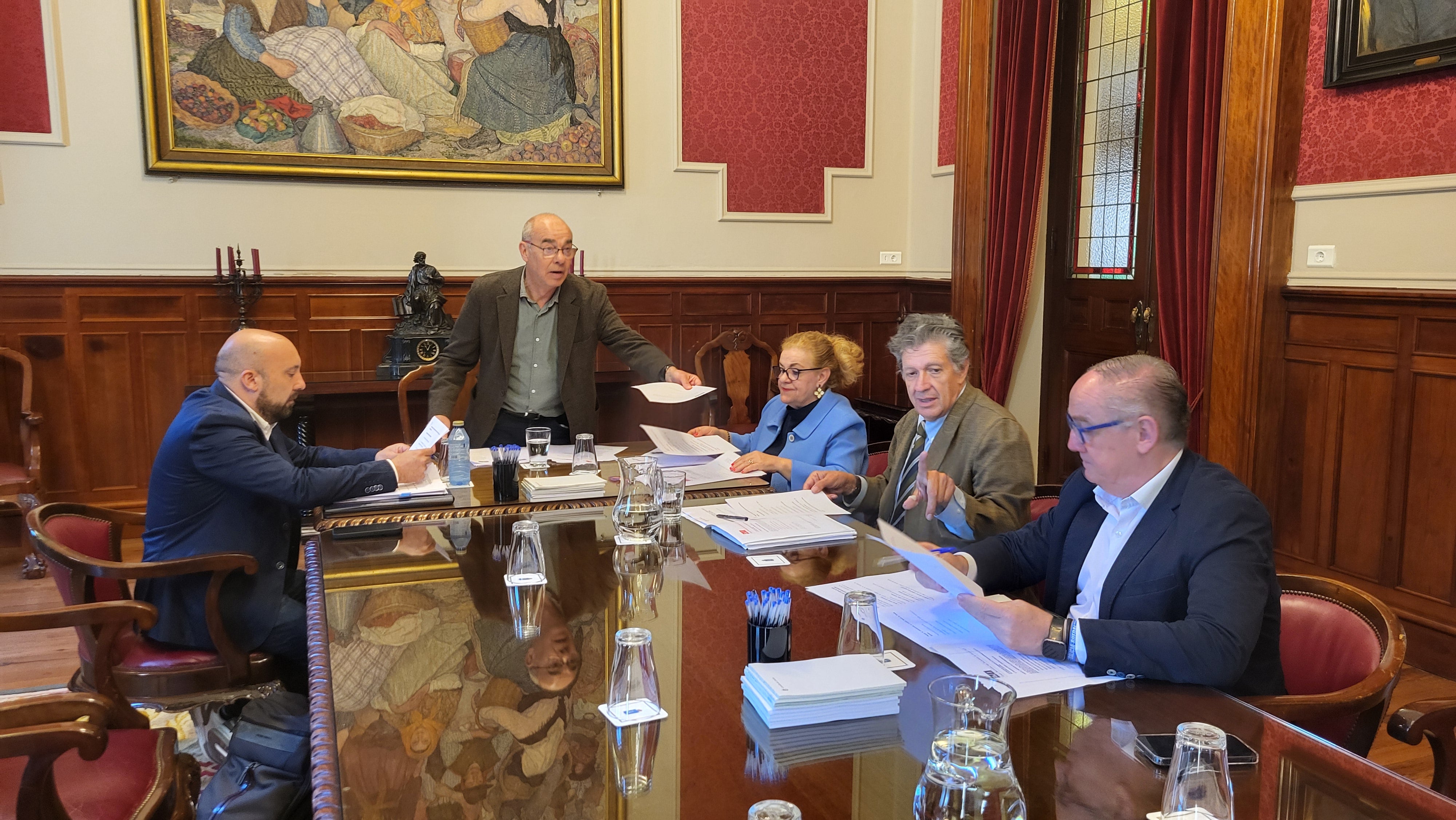 La Comisión Especial de la Fachada Marítima confirma quiénes serán los relatores que decidirán el diseño de la zona La Comisión Especial de la Fachada Marítima confirma quiénes serán los relatores que decidirán el diseño de la zona