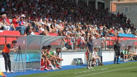 Borja Fern&aacute;ndez no Couto no partido frente &oacute; Gran Pe&ntilde;a